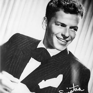 Nhạc sĩ Frank Sinatra